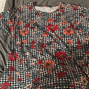LuLaRoe Black and White Houndstooth Floral Blouse